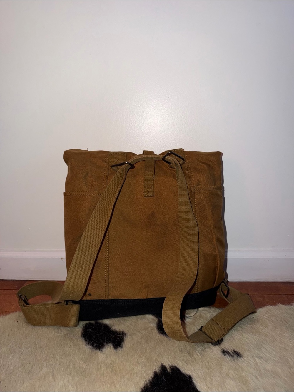 Carhartt Zipper Top Convertible Backpack/Laptop Bag - Picture 2 of 3